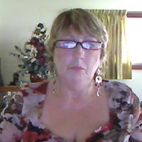 Robyn Ritchie Photo 6