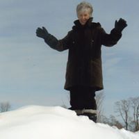 Mary Mackinnon Photo 21