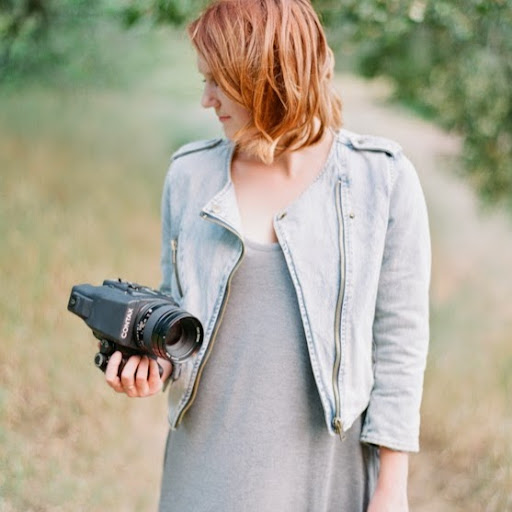 Anna Peters Photo 30