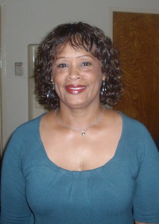Cynthia Black Photo 9