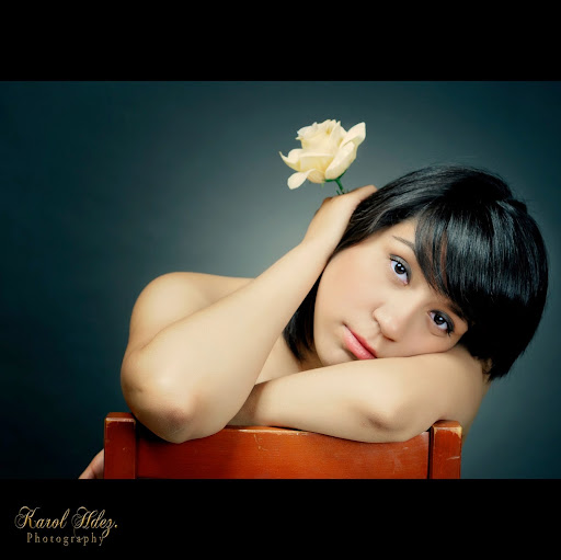 Nidia Hernandez Photo 11