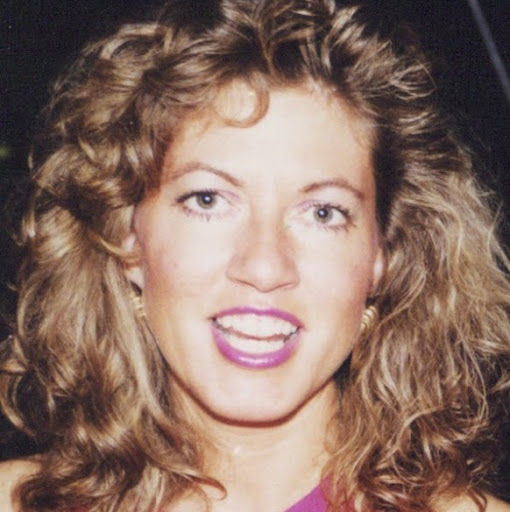 Anne Downing Photo 35