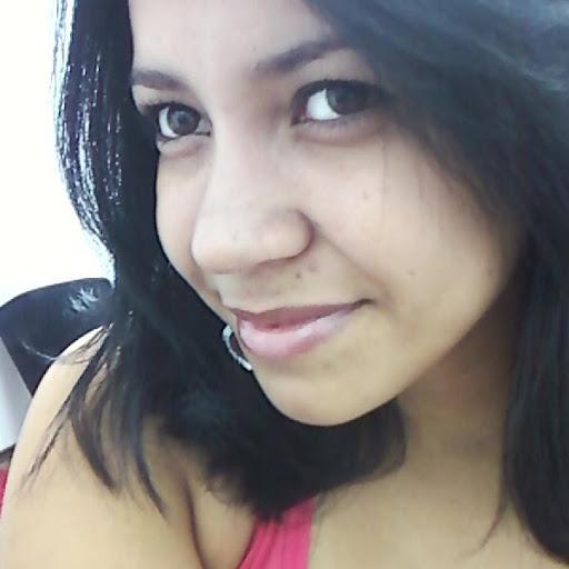 Francine Reis Photo 11