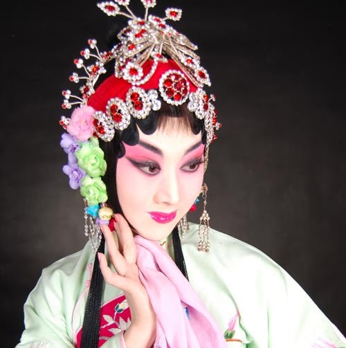Lucinda Wang Photo 12