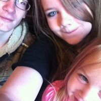 Elizabeth Vickers Photo 17