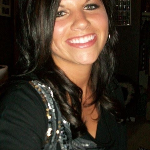 Michelle Warner Photo 40