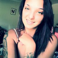 Danielle Hicks Photo 37