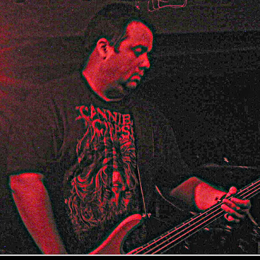 Steven Slade Photo 9