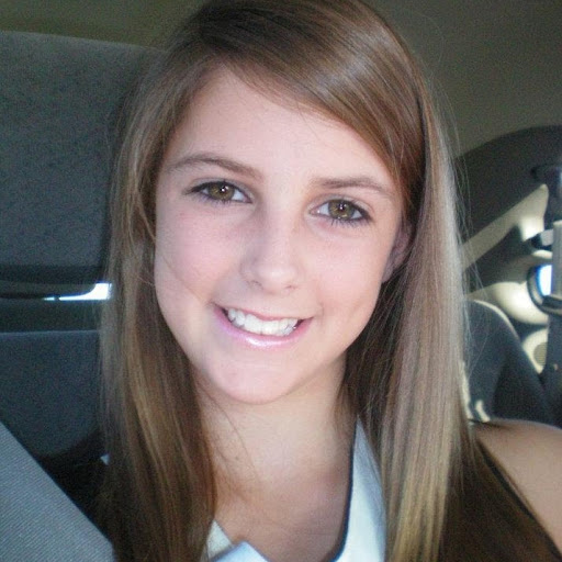 Taylor Rodgers Photo 39
