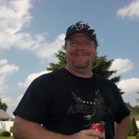 Dan Bruce Photo 10