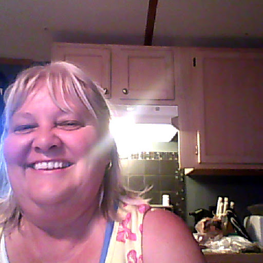 Debbie Pritchard Photo 6
