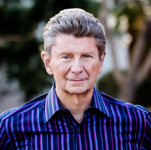 Paul Levine Photo 16