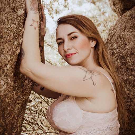 Callie Robinson Photo 39