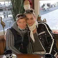 Angela Christiansen Photo 2