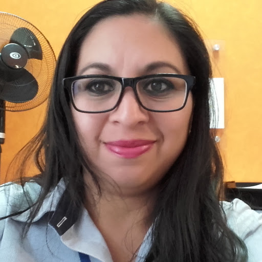 Veronica Orozco Photo 39