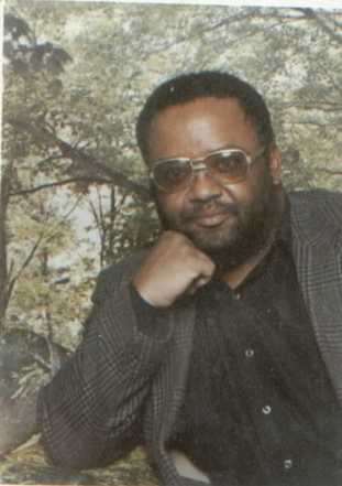 Lawrence Hardy Photo 12