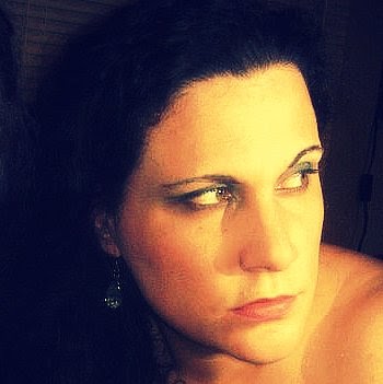 April Sewell Photo 27