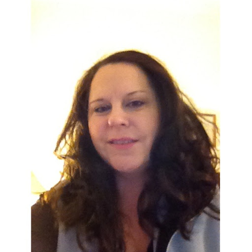 Laura Holman Photo 23