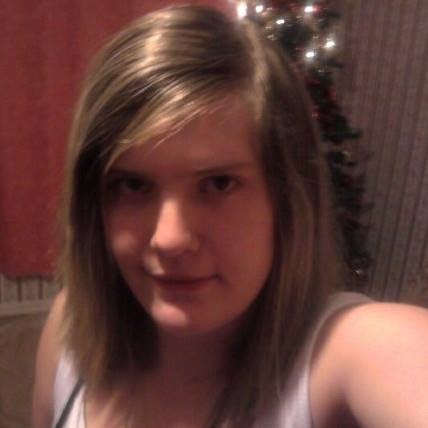 Elizabeth Tierney Photo 33