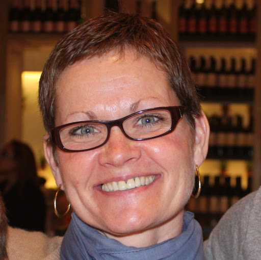 Laura Callahan Photo 50