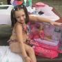 Alyson Brooks Photo 22