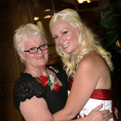 Ann Cannon Photo 4