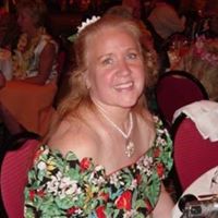 Suzanne Layman Photo 8