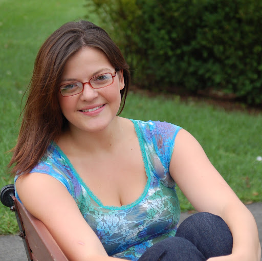 Elizabeth Blake Photo 19