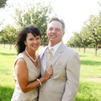 Lori Wells Photo 42