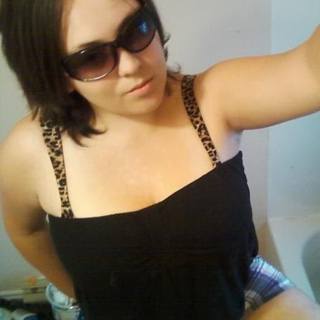 Jessica Douglas Photo 47
