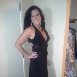 Elizabeth Hendricks Photo 39
