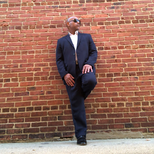Derrick Ward Photo 32