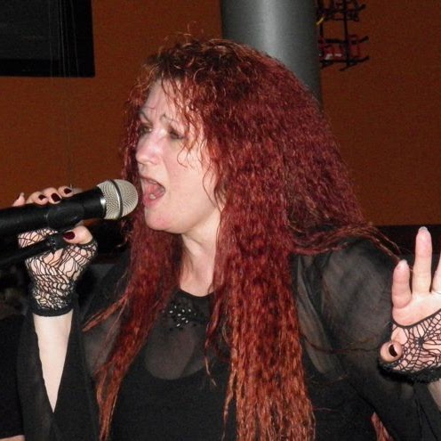 Michele Miller Photo 37