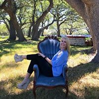 Veronica Rogers Photo 34