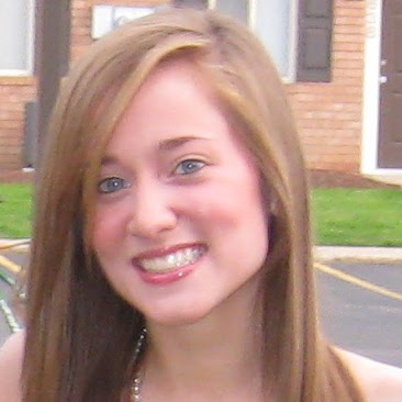 Julia Ball Photo 28