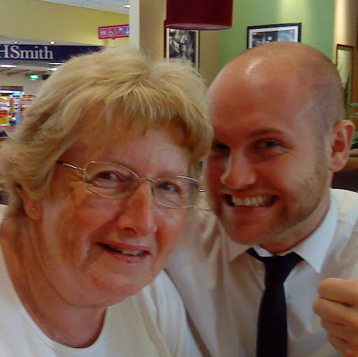 Geraldine Bennett Photo 6