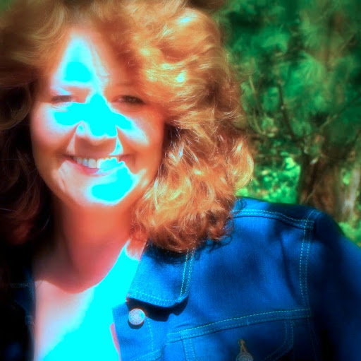 Charlotte Davis Photo 41