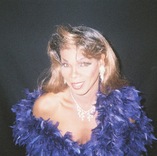 Tonya Richardson Photo 20