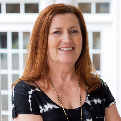 Gina Wicker Photo 3