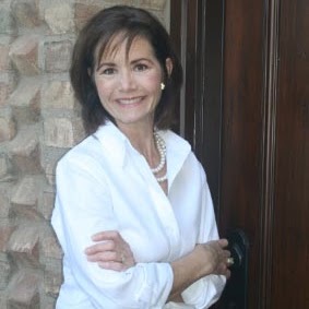 Heidi Ryan Photo 33