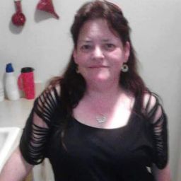 Renee Walker Photo 24