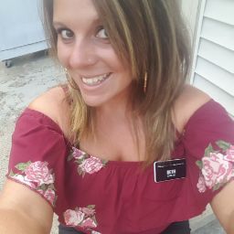 Elizabeth Reece Photo 28