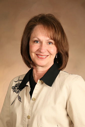 Heidi Fitzgerald Photo 12