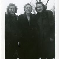 Kathryn Hoffman Photo 36