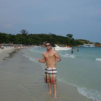 Aaron Sawyer Photo 13