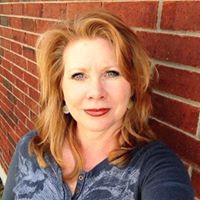 Julie Cash Photo 5