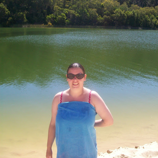 Claire Ferguson Photo 27