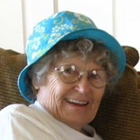 Betty Russell Photo 24