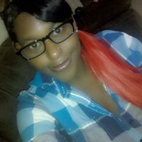 Adrienne Scott Photo 26