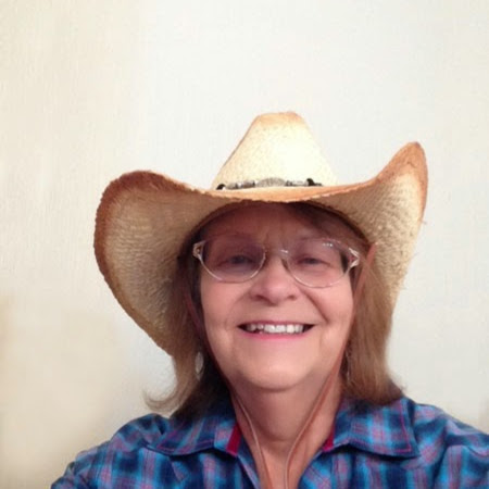 Carolyn Fox Photo 13